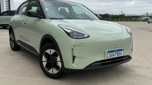 Geely EX2 estreia no Brasil em 2 versões e preço menor que Dolphin 