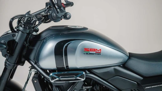 Shineray lança SBM 600 com perfil custom por R$ 37 mil 