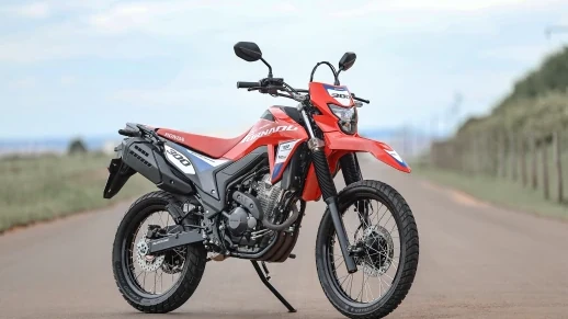 Honda XR300L Tornado 2026 ganha série especial com grafismo retrô 