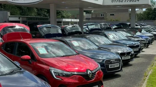 Pesquisa mostra que carros seminovos desvalorizam até 63% em um ano no Reino Unido