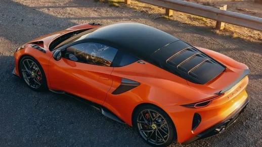 Lotus lança novos elétricos “900 Gold” e Emira a combustão 