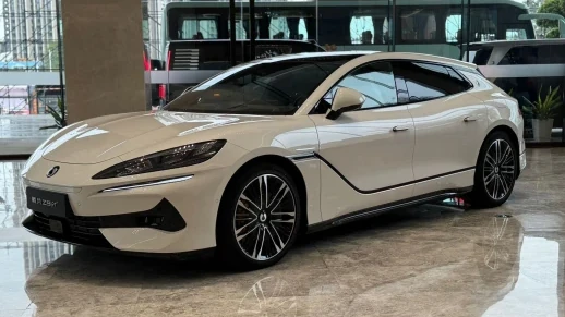 Denza anuncia produção nacional na fábrica da Bahia 