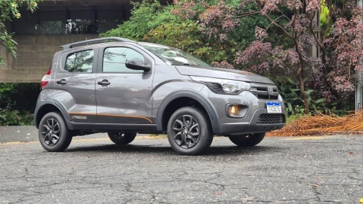 Teste com Fiat Mobi Trekking: motor novo e mais economia 