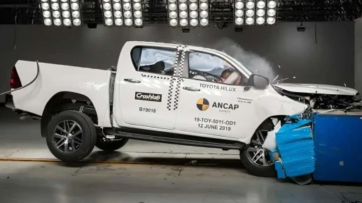Nova geração da Hilux recebe nota máxima em teste de segurança 