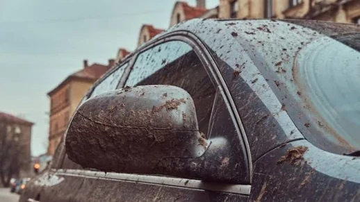 Chuva ácida e granizo: quais são os riscos para o carro?