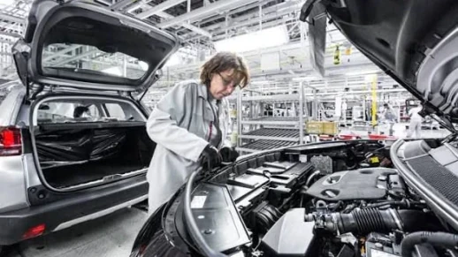 Stellantis anuncia elétrico barato na Europa em resposta aos chineses 