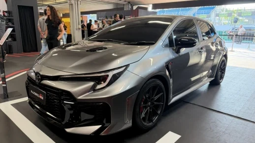 GR Corolla chega ainda este ano com 304cv 
