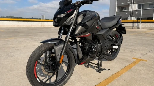 Bajaj Pulsar N150: teste com a moto de entrada da marca 