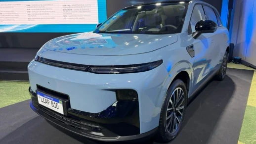 Leapmotor inicia vendas do B10 Ultra híbrida (EREV) por R$ 179,9 mil