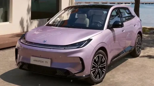 BAIC inicia pré venda do Arcfox T1 por R$ 129,9 mil 